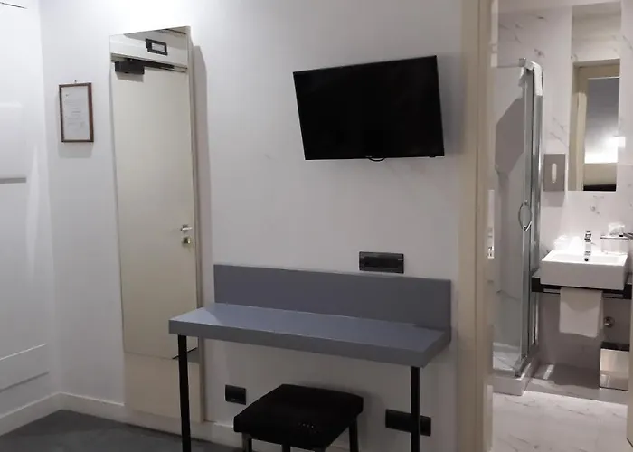 Hotel Crosti 3*