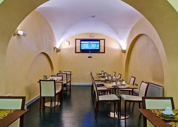 Crosti Hotel